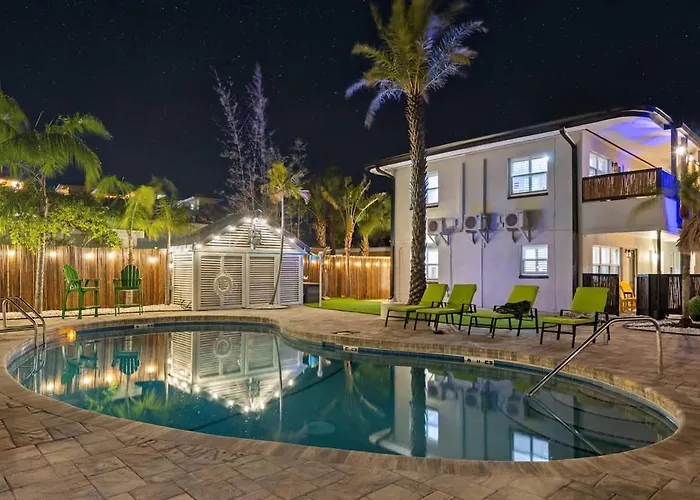Coconut Grove Villa