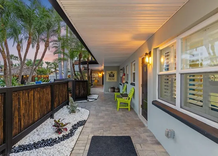 Coconut Grove Villa *